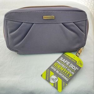 Travelon RFID Blocking Wristlet Wallet - Grey